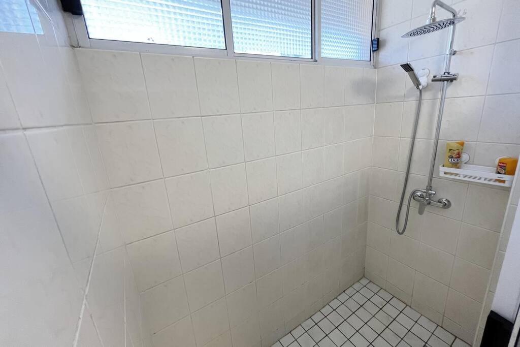 Heipoe Lodge - 6 Min Airport, Wifi, Ac & Parking Papeete  Buitenkant foto
